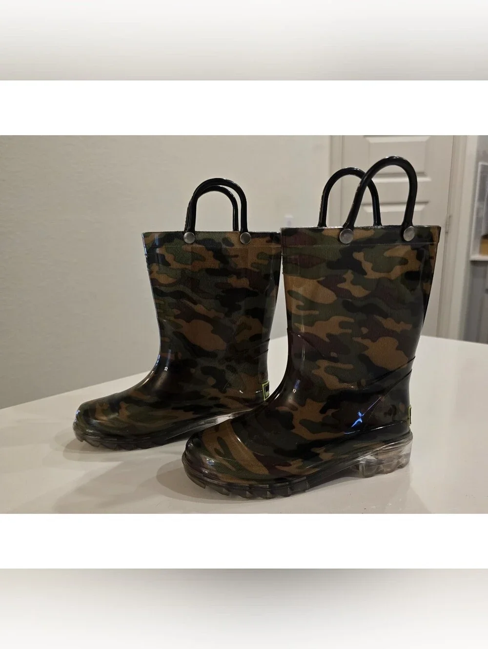 Western Chief Light-Up Camo Rain Boots Size 10 Green PVC Waterproof Kids Boots